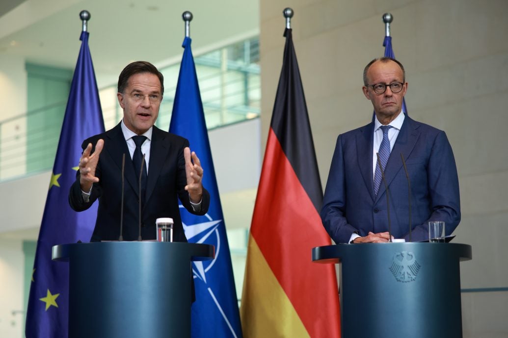 德总理默茨:乌领土让步提案已交特朗普