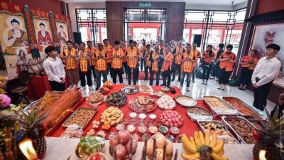 龙狮文化忠义精神晋新阶段   忠义祠举行入祠堂大典