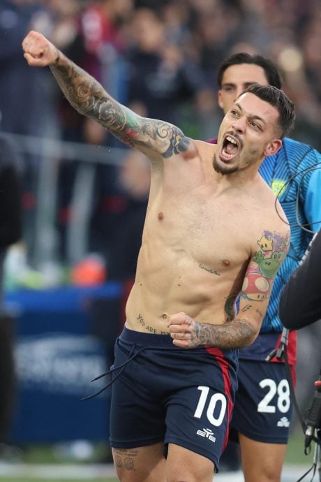 意甲|霍伊伦双响破球荒 拿波利挫祖云重返榜首