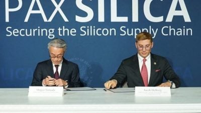 抗衡中国主导AI资源地位  美国拉拢盟友签署AI供应链协议