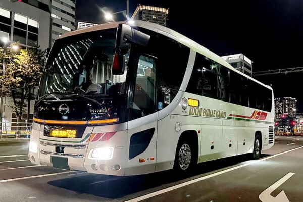 拚图)日本推出卧铺夜巴线路