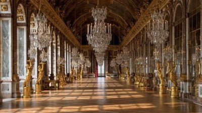 法国凡尔赛宫非欧盟游客入场票明年加价