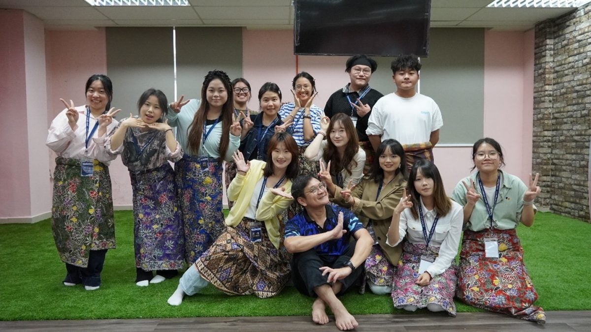 挑战“飞狐”与峇迪彩绘 中国学生12天沉浸式研学