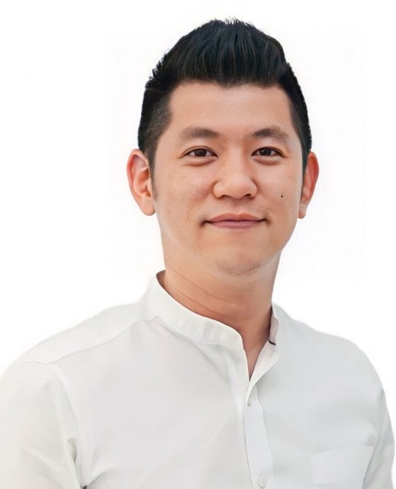 排污管涵洞路面崩塌内陷 居民申诉投诉无门