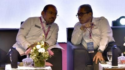 政府首秘：强化公服传递体系   近千医警调派各地