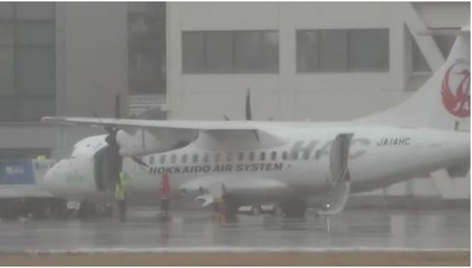 日本客机起飞后单边引擎停转 紧急降落函馆机场