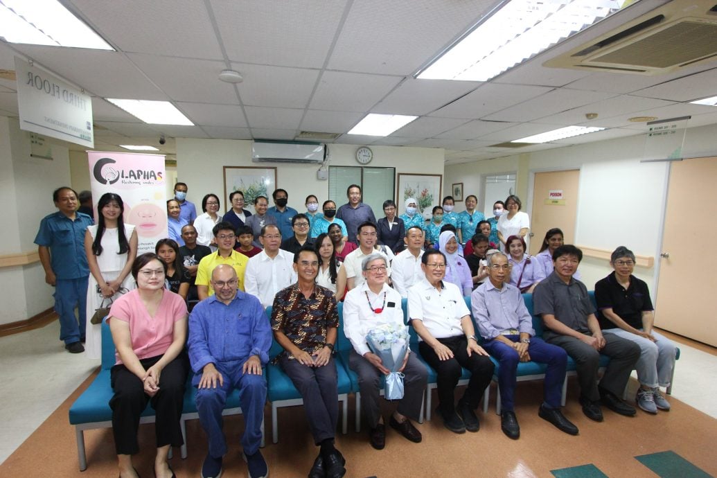 暖势力∕ 4次手术走出裂唇裂颚阴影 严馨慈歌声找回自信