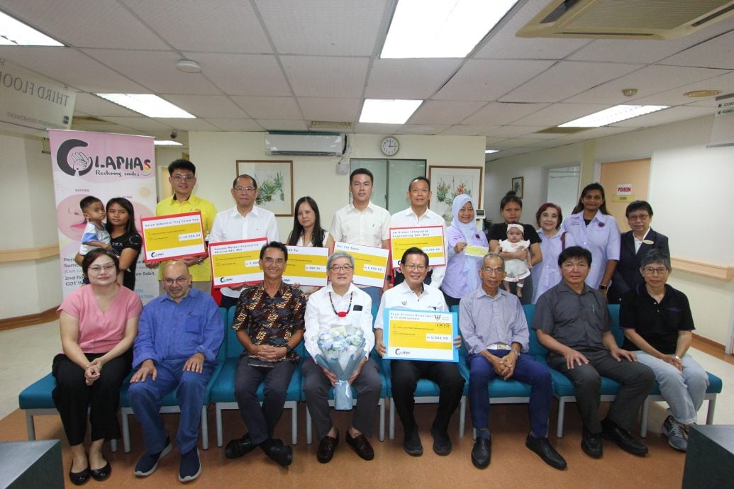 暖势力∕ 4次手术走出裂唇裂颚阴影 严馨慈歌声找回自信