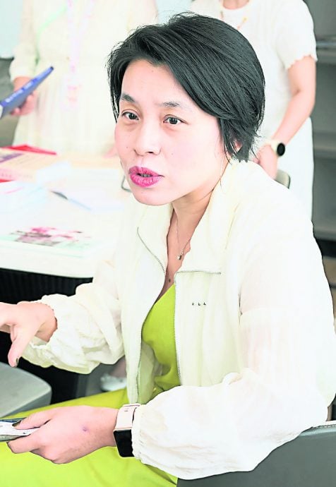 暖势力/中国家长成立ISKL中文读书会/9图