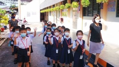 曼绒华小总人数续跌  一年级新生“逆转”增33人