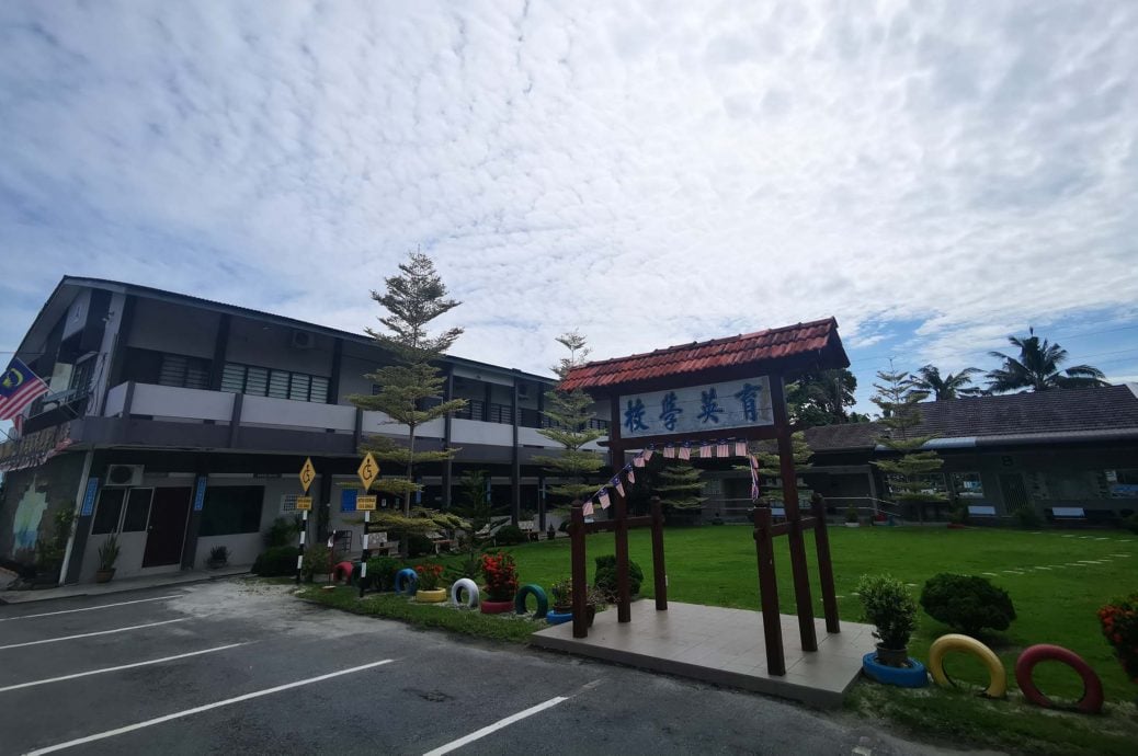 曼绒华小总人数续跌 一年级新生“逆转”增33人 