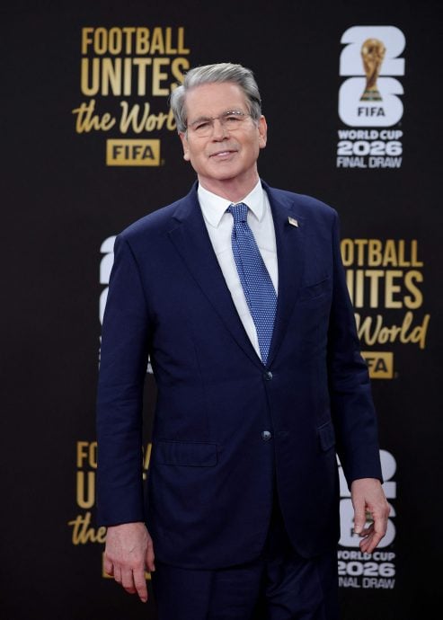 曾拥大豆农场｜贝森特直至近日才退出业务 被质疑涉利益冲突