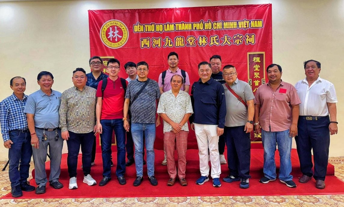 林振辉率领多个华团访越南胡志明市交流 巩固海内外宗亲网络与青年交流合作平台