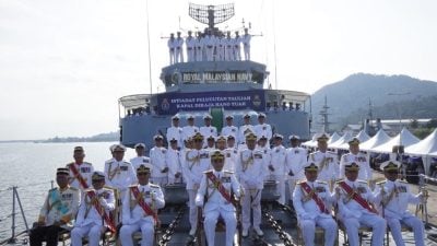 服役半世纪汉都亚号退役  完成捍卫国家主权使命