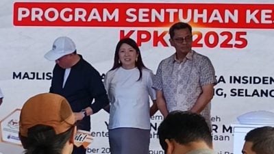 杨美盈再有喜 第四胎男宝宝 明年3月报到