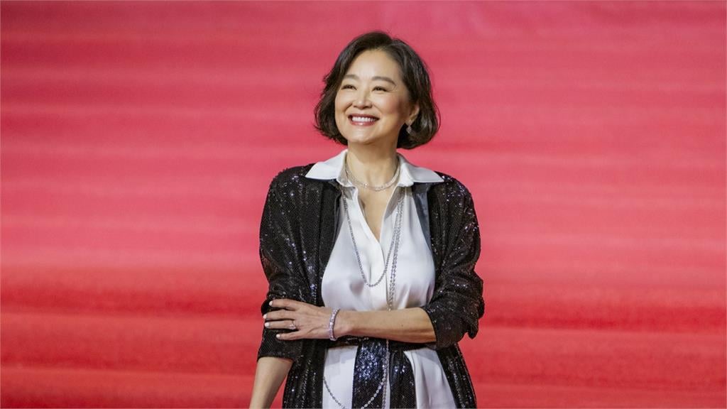 林青霞家中惊魂!被“它们”大肆入侵吓到手抖