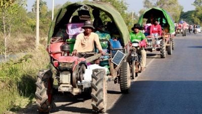 柬控泰军投毒烟弹攻击　有平民在公路被炸死