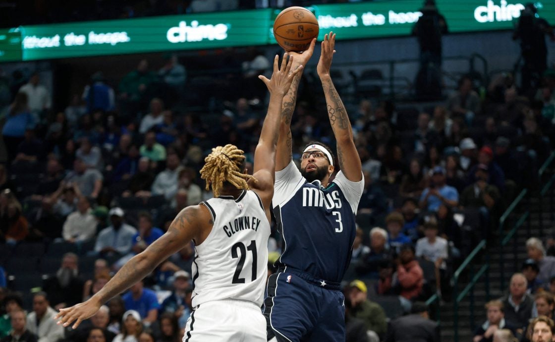 柯里满血回归轰35分 勇士仍不敌木狼