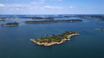 欧洲无人机飞越事件再一桩　法国核潜舰基地受侵扰