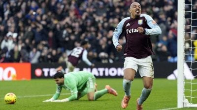 欧联杯| 森林军遇弱旅冲前8名  大勇维拉追击巴塞尔