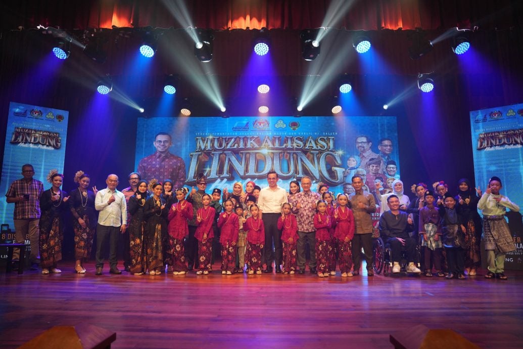 沈志强指出,政府将加大力度推动艺术从业者参与社会安全保障计划,期望提升目前仅约1%的覆盖率/ 艾瑾