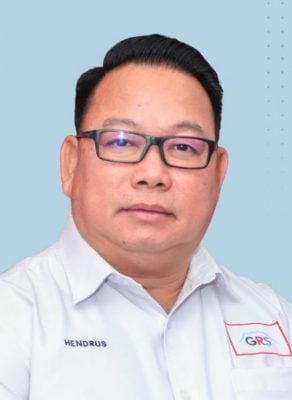 沙盟唯一华裔受委助理部长    17州议员宣誓为助理部长