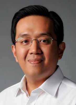 沙盟唯一华裔受委助理部长    17州议员宣誓为助理部长