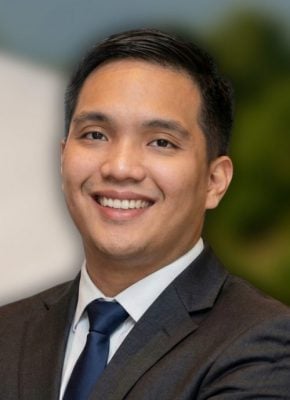 沙盟唯一华裔受委助理部长    17州议员宣誓为助理部长