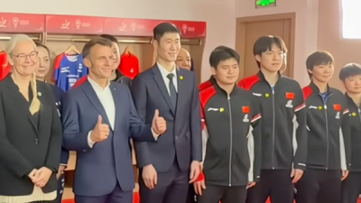法总统大赞孙颖莎很厉害！　王楚钦模仿“中国功夫”逗乐马克龙