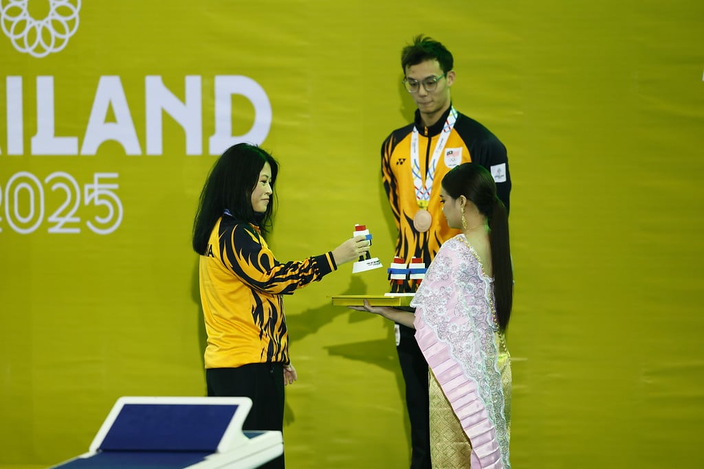 泰国东运会游泳赛|入国家队数月即展锋芒 19岁唐宇浚破纪录夺牌