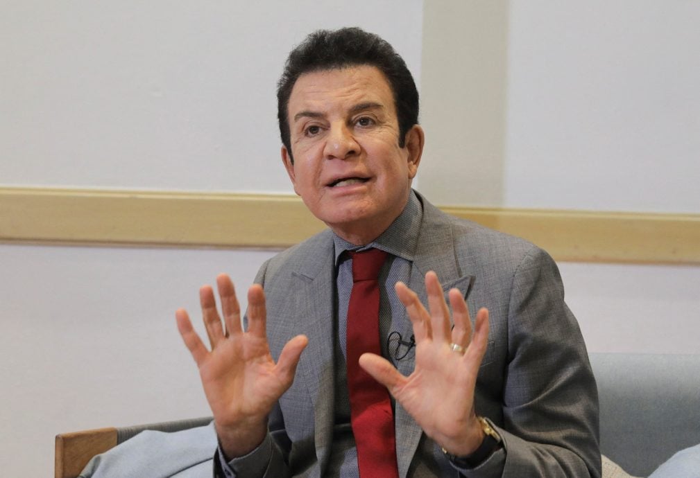 洪都拉斯总统候选人纳斯拉亚 宣称投票数据遭篡改