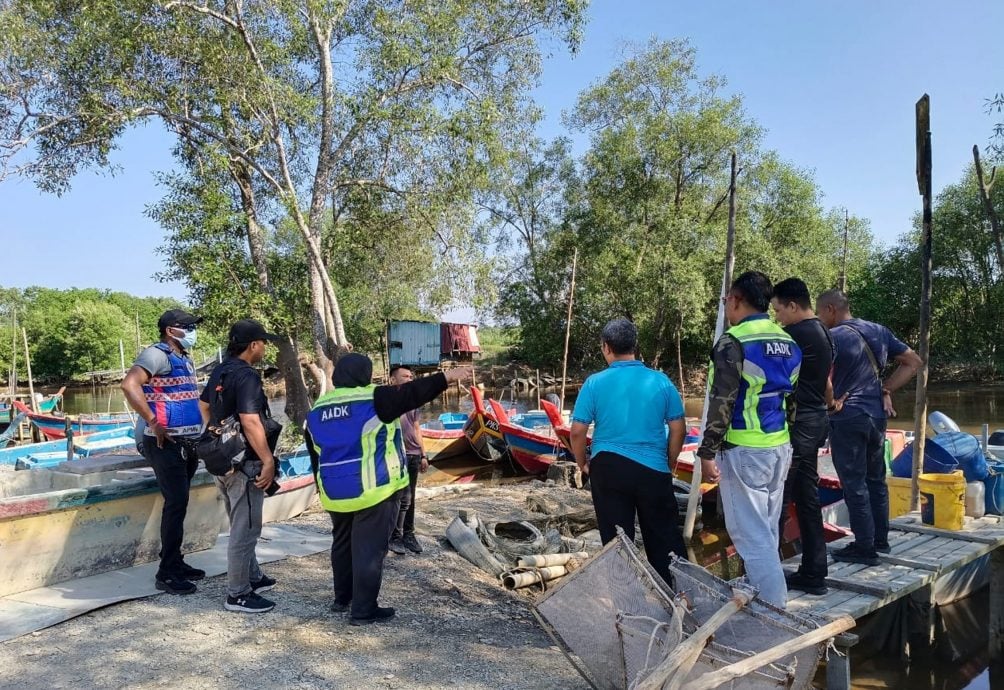 海事及反毒机构反毒行动 捕13名疑涉毒男子