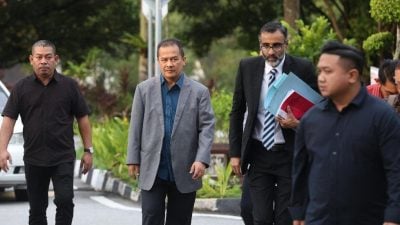 涉吉打养牛收贿40万 阿兹曼否认有罪