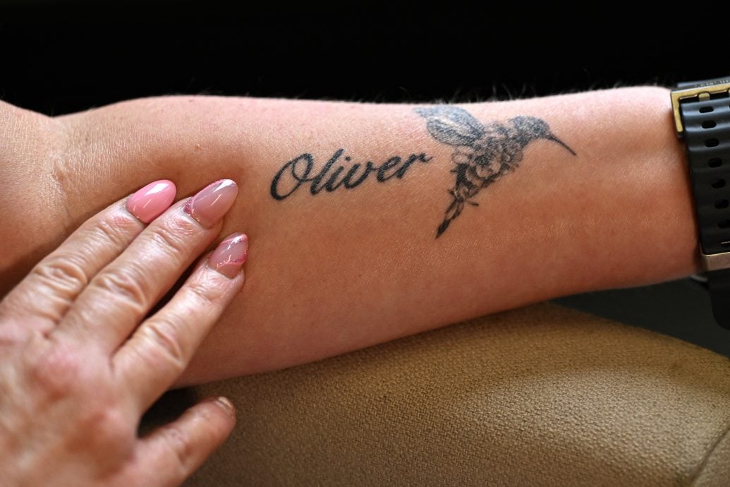 澳洲母亲化悲痛为行动 推动首个社媒禁令出台