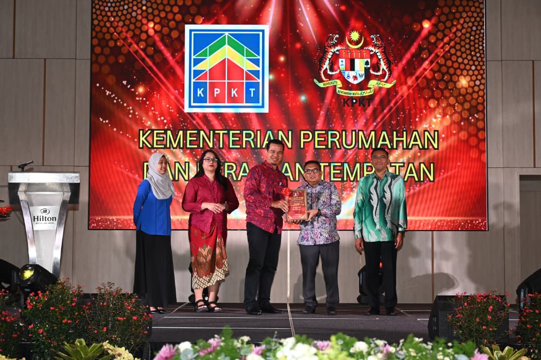 版头-大都会:MBPJ干净食肆奖及清洁厕所奖/4图