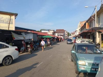 淡边疑再现西亚迷魂党 德士司机小贩同日失财