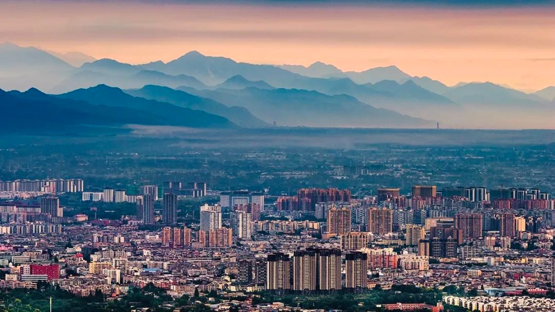 看世界)成都彭州3.9级地震 应急局:无人伤亡