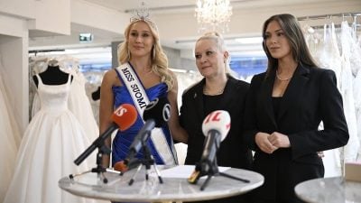 种族歧视手势引众怒 芬兰小姐丢后冠