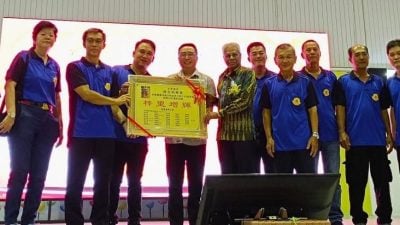 美罗福建公会宴庆60周年 |   “教育制度亟需实质改革”   杨克益：重品格 非分数