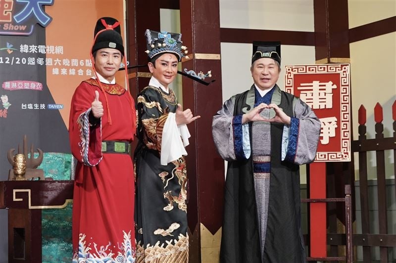 胡瓜“都翻篇了”回应袭胸争议 强调新节目没身体接触