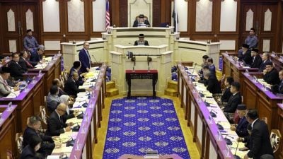 莫哈末尼查：彭亨州国际出口额达178亿令吉