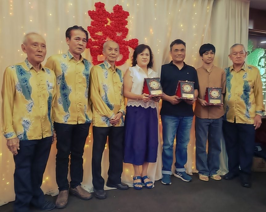 袁毅芳:安顺打金行 109年贡献安顺华社