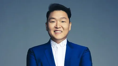 鸟叔PSY涉违医疗法遭警突击 办公室车辆全被扣押