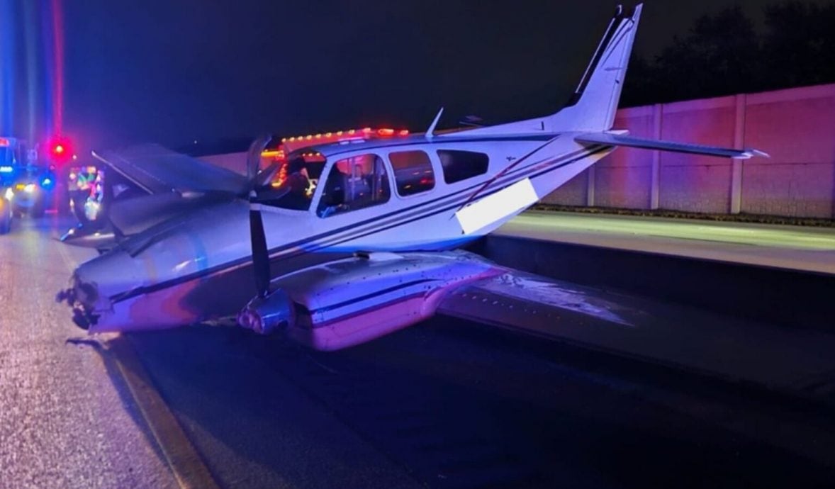 视频 | 罕见意外 飞机撞汽车 司机命大仅受轻伤