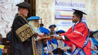 元首：勿沉迷不良事物   大学生应是文明建设者