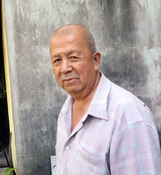 请签发上网-ME02主文-大都会/大树枝干砸破屋后,乐龄屋主苦求助砍树