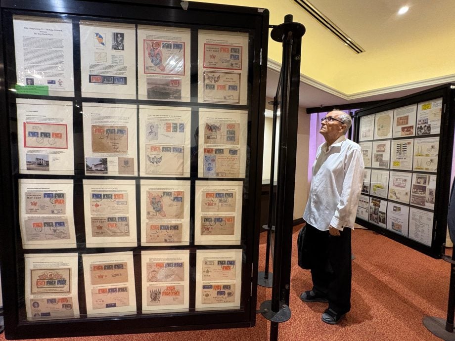 请签发(大北马)黄汉伟邀沙努西看展览 了解各地历史渊源