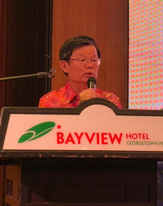 请签发,以这则取代做C04主文(大北马)曹观友:槟首长职连任上限已明文规定 不会修改