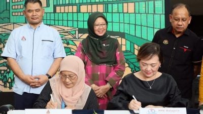 与购物中心协会签授权书 隆市局吁齐推广零废料