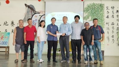 贞德隆同汉华小建校舍 曾敏凯：首相拨款50万支助